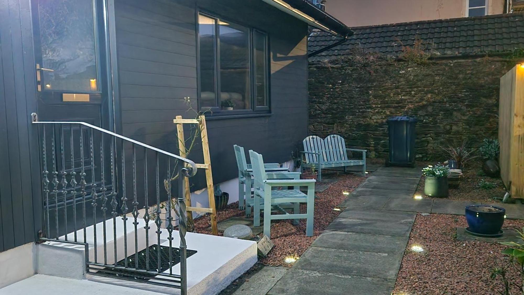 175 On Clyde - Spacious & Cosy Cedar Wood Bungalow هيلينسبورغ المظهر الخارجي الصورة